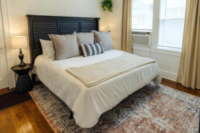 Historic Revival King Bed Midtown Memphis 66 Fast WiFi Free Parking Yes Pets